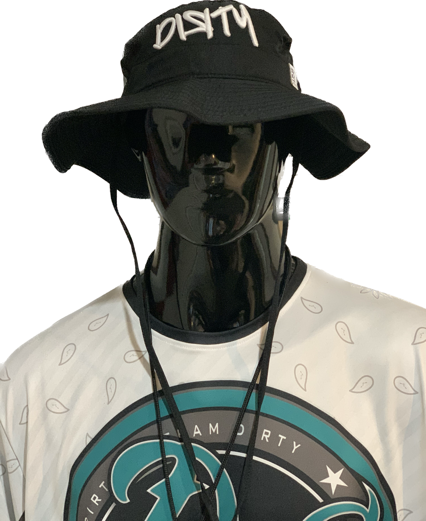 BLACK BUCKET HAT